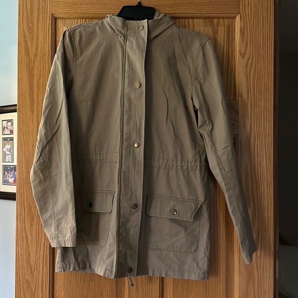 Khaki spring coat - Picture 1 of 5